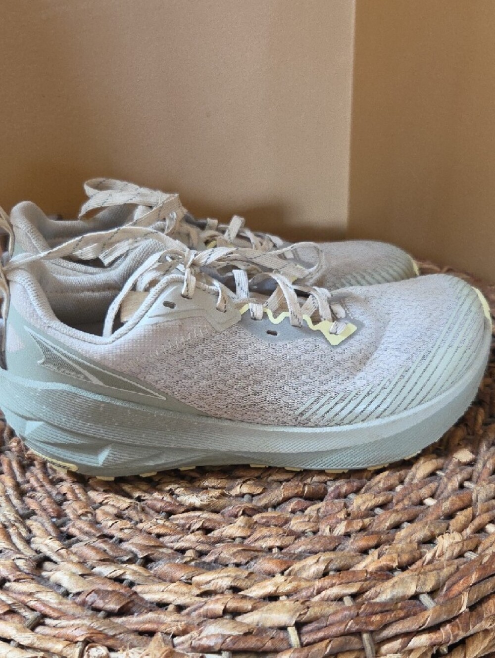 Womens Altra Wild 2 - Picture 2 of 7
